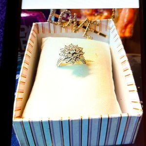 Duffy snowflake cluster ring